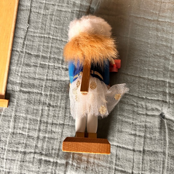 Steinbach mini Nutcracker Sugar Plum Fairy number 3892 of 10000 wooden box - Picture 4 of 5